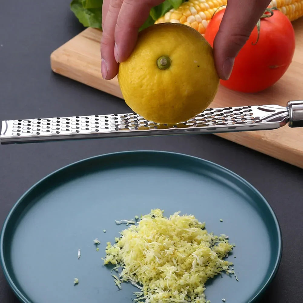 Rallador plano largo de acero inoxidable para cítricos y queso