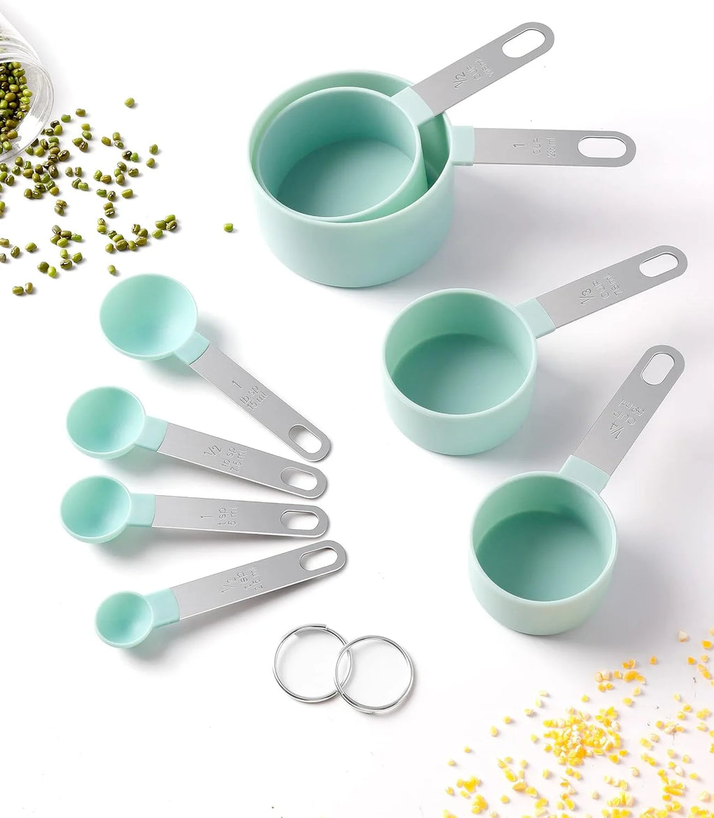 Set apilable de tazas y cucharas medidoras de 8 piezas
