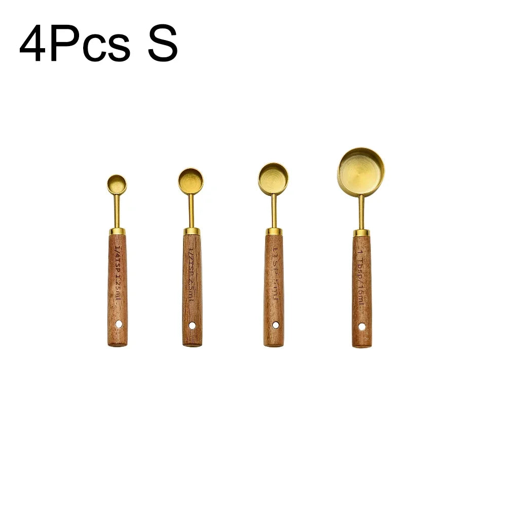 Set de medidores de acero inoxidable con mangos de madera