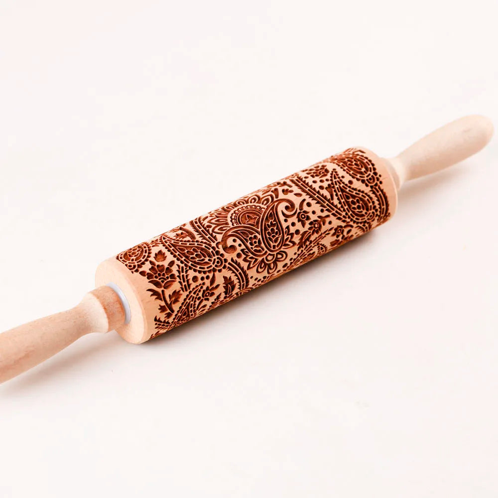 Rodillo de madera con relieve para galletitas de 35 cm