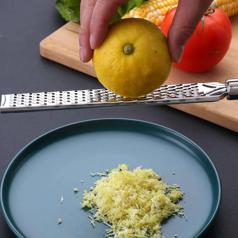 Rallador plano largo de acero inoxidable para cítricos y queso