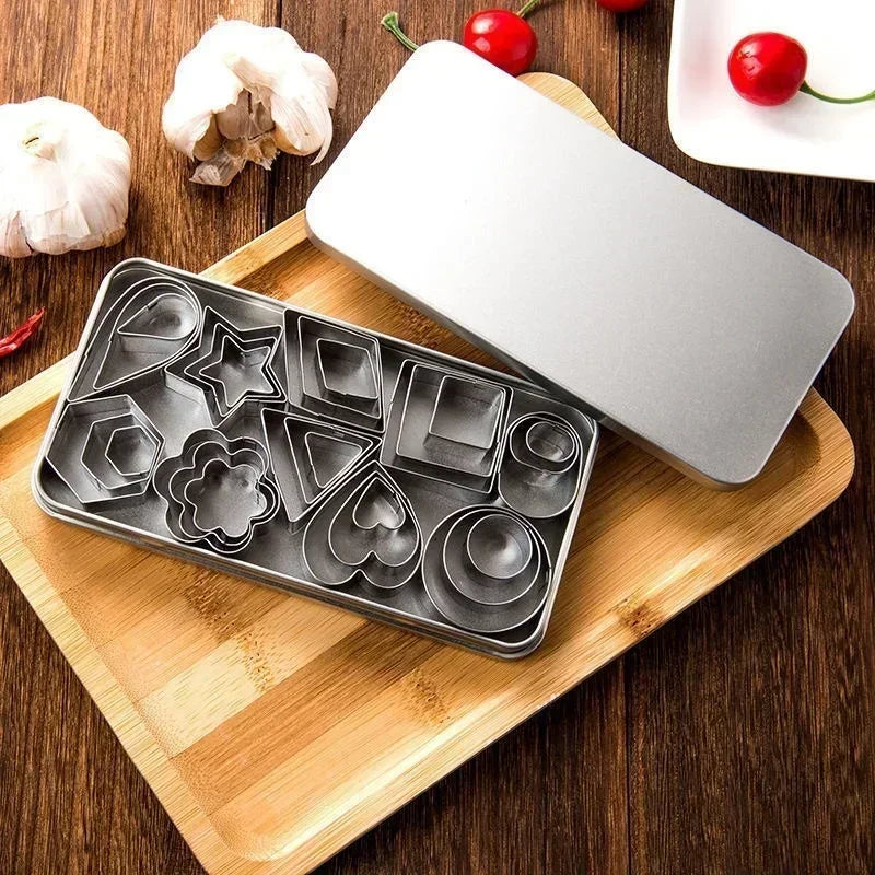 Set de 30 cortantes de acero inoxidable para galletitas y fondant