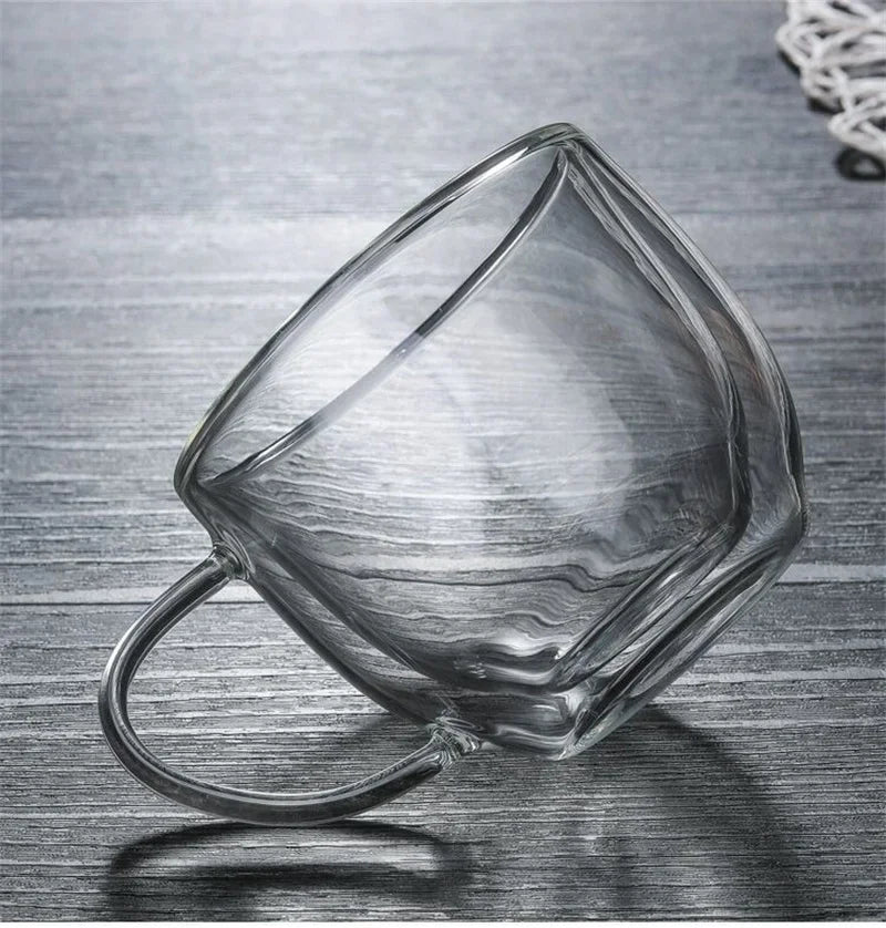Taza de vidrio borosilicato de doble pared con asa